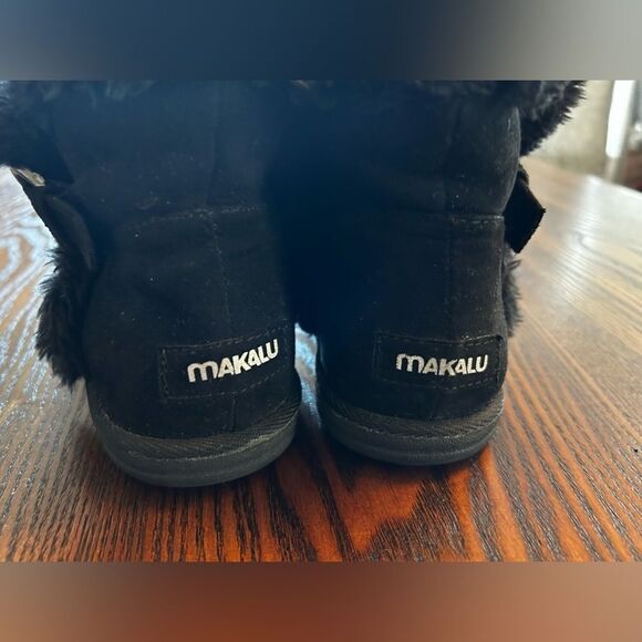 Makalu women’s 6m fur-lined boot black buckle booties - Picture 3 of 9